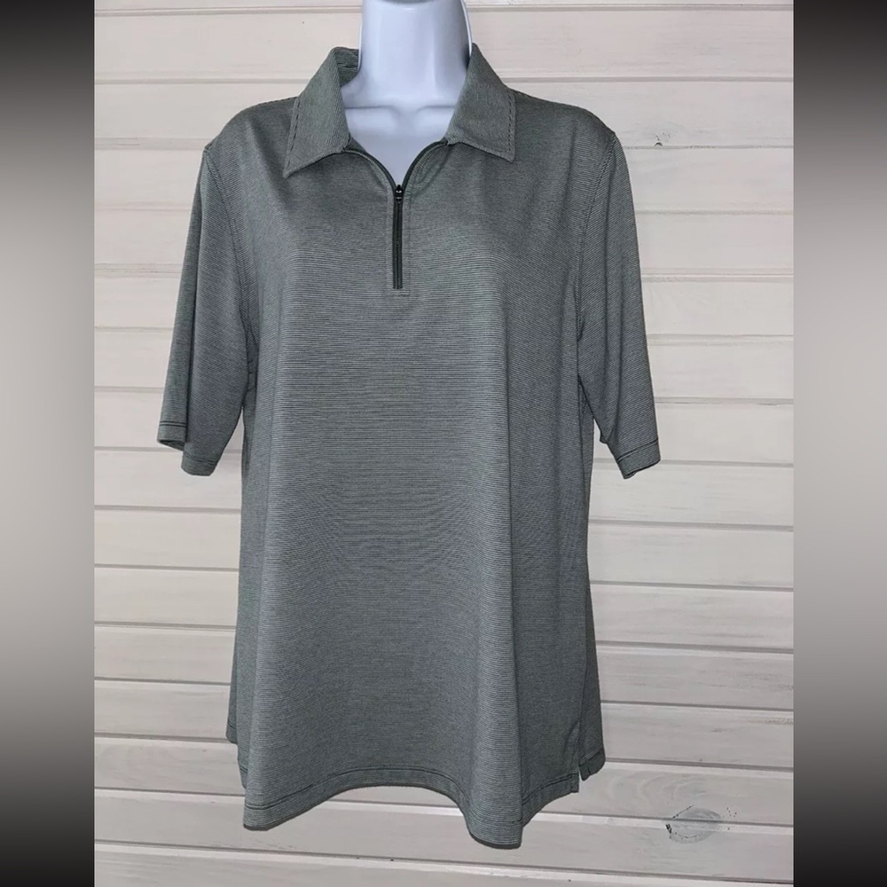 Lands' End Women's Moisture Wicking Green and White Short-Sleeve Polo Top - Picture 3 of 10